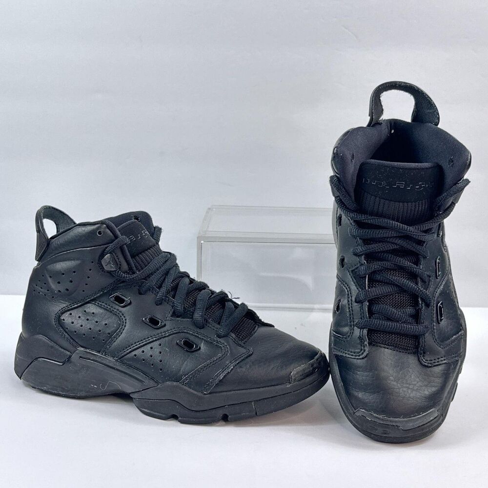 Nike Jordan Basketball Shoes 4.5Y Black Triple Black Sneakers 6-17-23 BG BTS